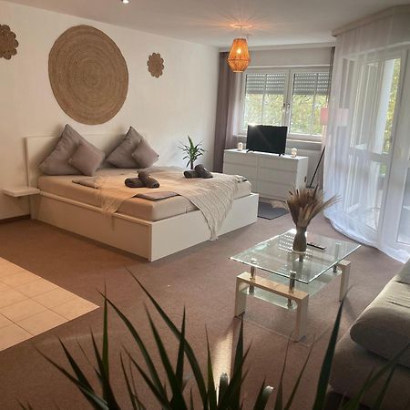 Kingsize Bett Boho Apartment Mit Tiefgarage Naehe Salzburg 弗赖拉辛 外观 照片