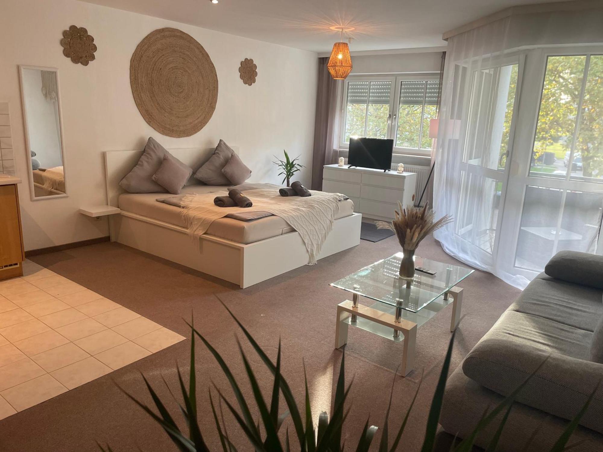 Kingsize Bett Boho Apartment Mit Tiefgarage Naehe Salzburg 弗赖拉辛 外观 照片