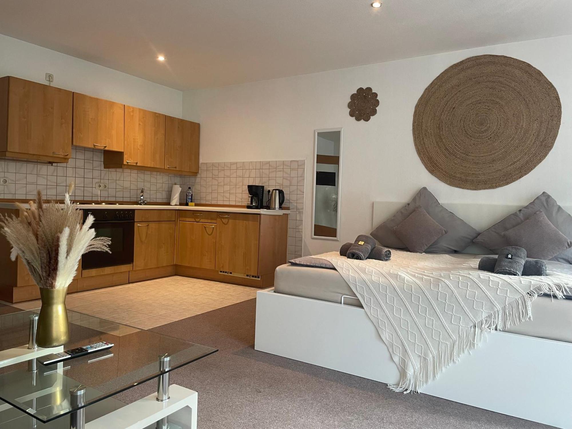 Kingsize Bett Boho Apartment Mit Tiefgarage Naehe Salzburg 弗赖拉辛 外观 照片